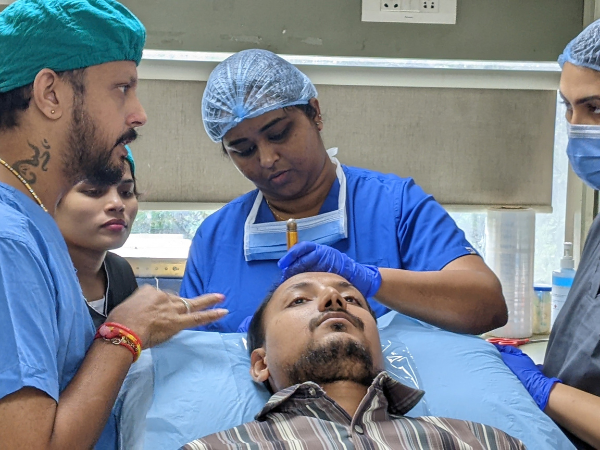 Permanent hair transplant solution in Surat Gujarat
