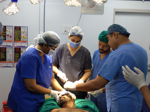 Professional hair transplant services in Surat Gujarat