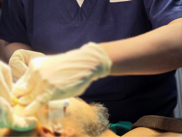 hair-graft-placement-hands-on-technique-session