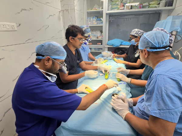 hair-restoration-hands-on-training-table