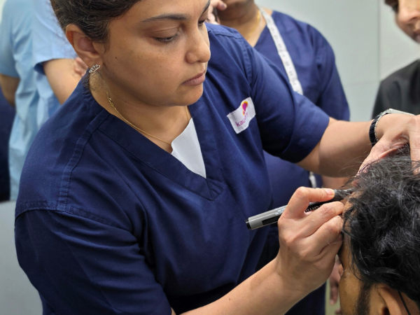 hair-restoration-scalp-assessment-doctor-training