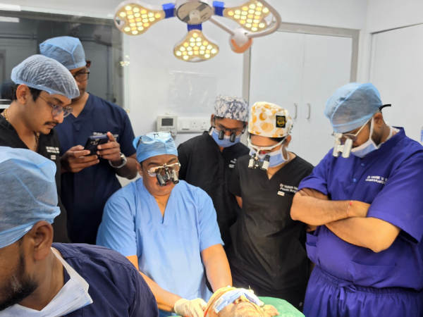 hair-restoration-surgical-team-training