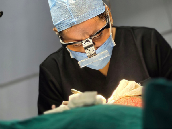 hair-transplant-faculty-supervised-live-procedure
