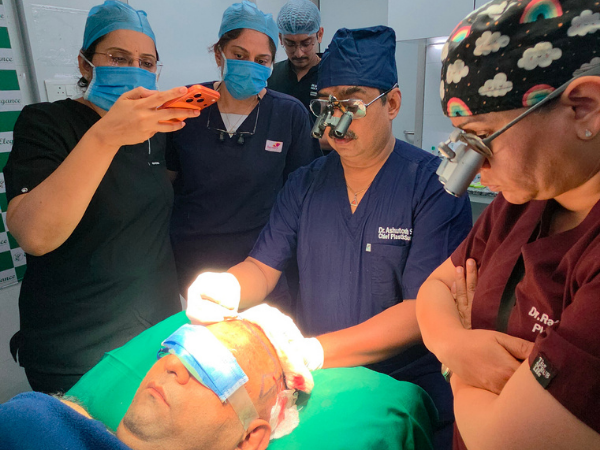 hair-transplant-live-clinical-workshop-session