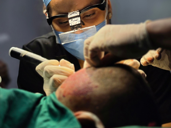 hair-transplant-practical-simulation-training