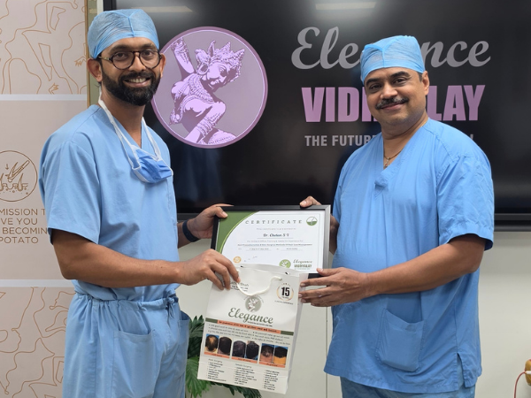hair-transplant-training-completion-certificate-presentation
