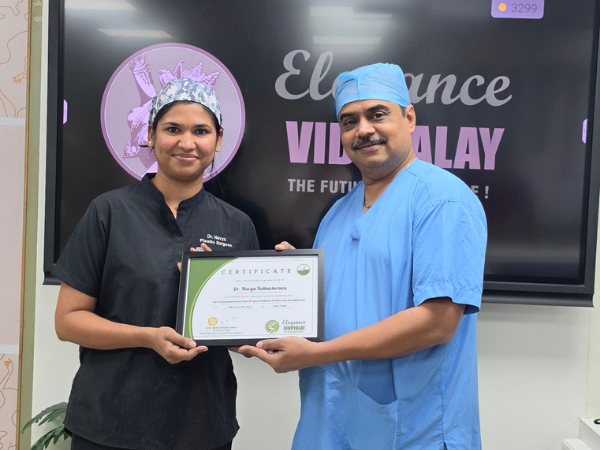 hair-transplant-training-workshop-certificate-presentation